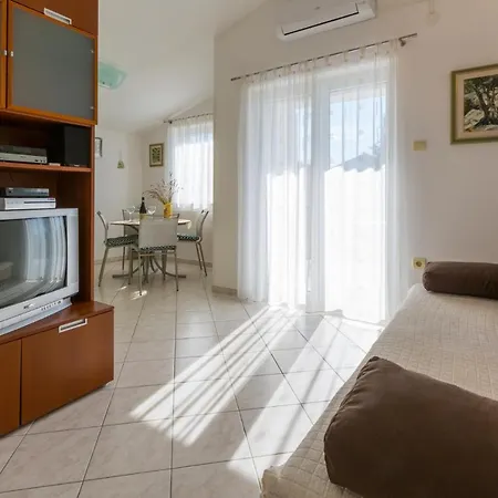 דירה In 41527